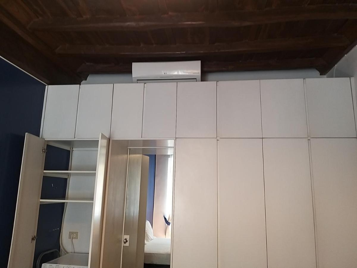 Easy Holidays - Laterano Appartement Rome Buitenkant foto